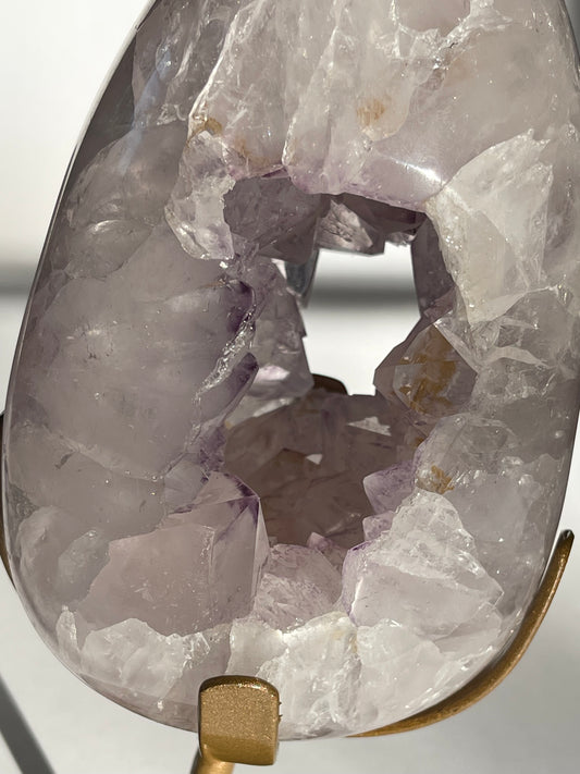 Amethyst Drusen Ei auf Ständer
