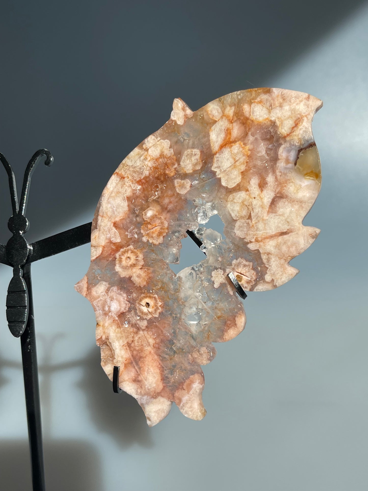 Pink Amethyst - Schmetterling auf Halterung