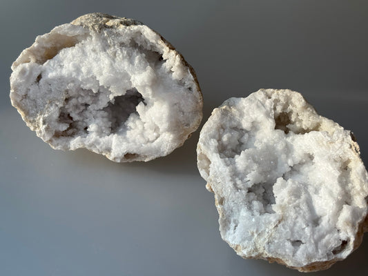 XL-Geode – Schneeweißes Kristallwunder