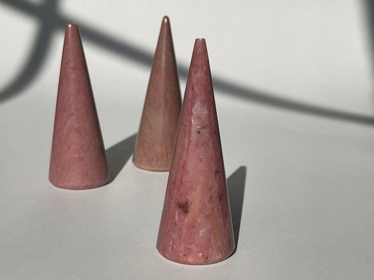 Pink Petrifywood Ringhalter