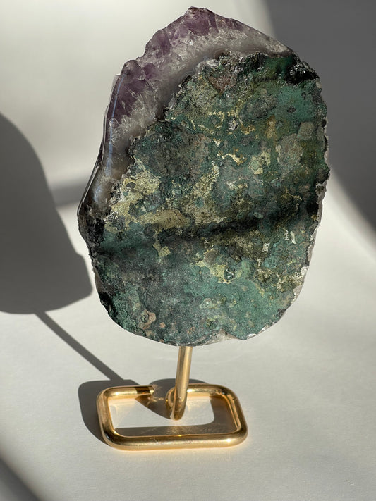 Amethyst auf Ständer